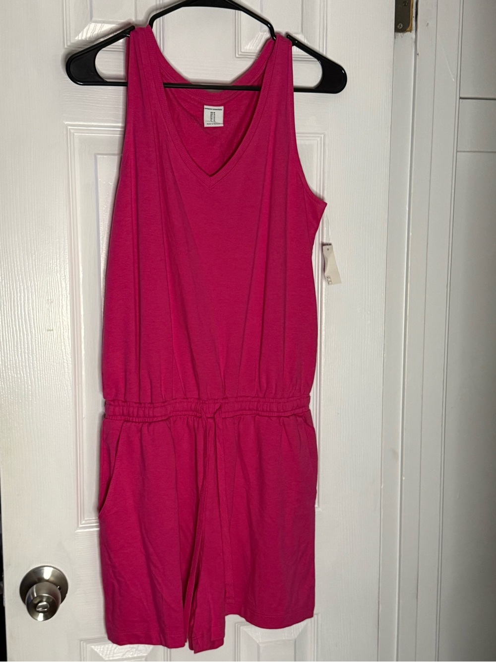 Amazon Essentials Hot Pink Sleeveless V-Neck Romper